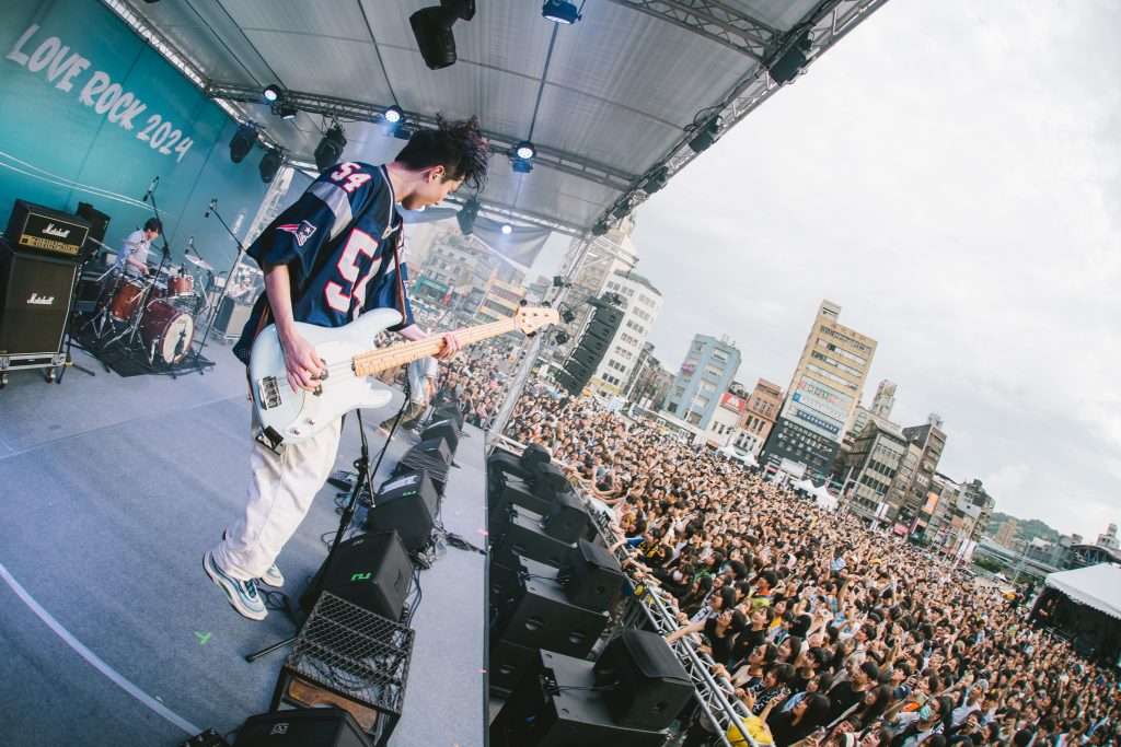 宣傳愛嶼搖滾音樂祭圖為2024活動照片 - 報新聞 Mega News