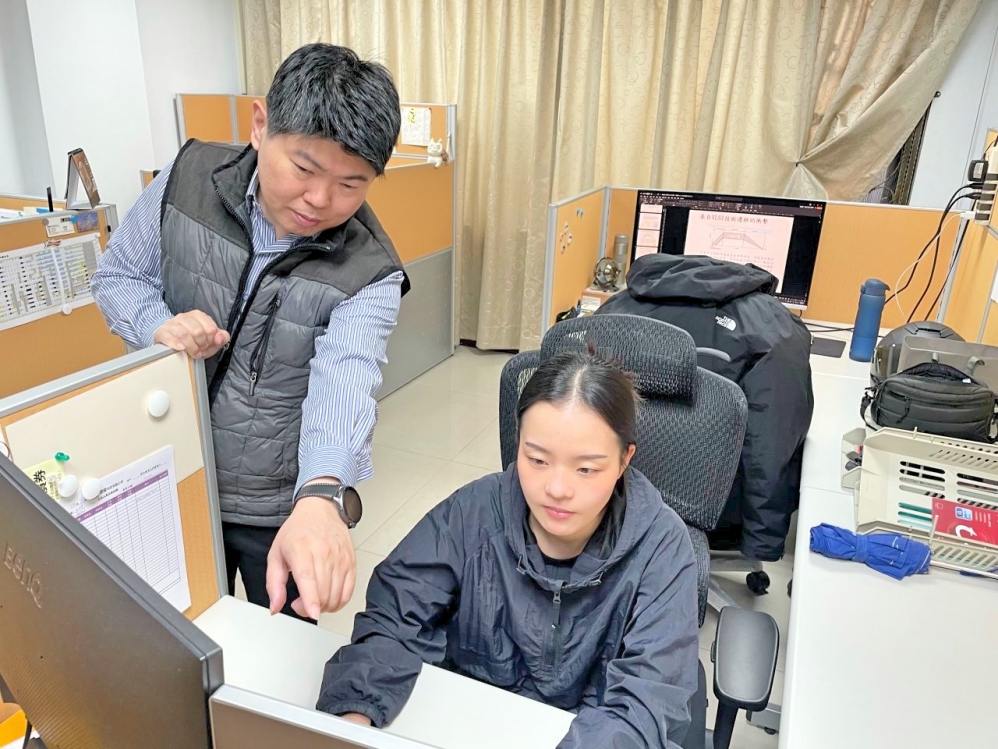 楊文杰醫師看診照 - 報新聞 Mega News