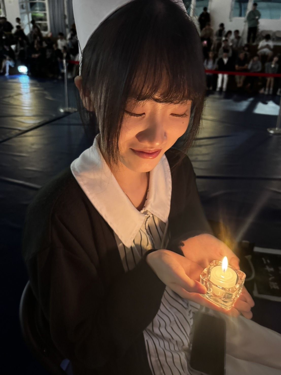 基隆長庚護理師陳麗華為自己女兒加冠 傳承「小護士」精神 6 495219126 29910772141847405 1773432765246931960 n