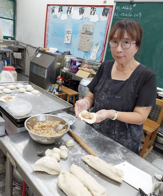LINE_ALBUM_簡美芳老師_250424_5_0 - 報新聞 Mega News