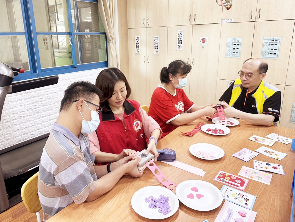 - 報新聞 Mega News