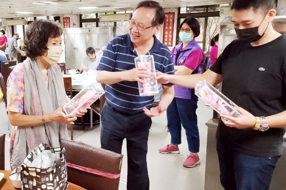 - 報新聞 Mega News