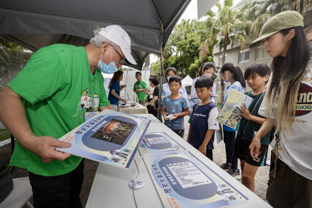國家人權博物館今19日舉辦人權市集設置人權團體及教育單位互動攤位手作體驗攤位等並規劃集章及任務挑戰活動從中分享人權知識jpg - 報新聞 Mega News