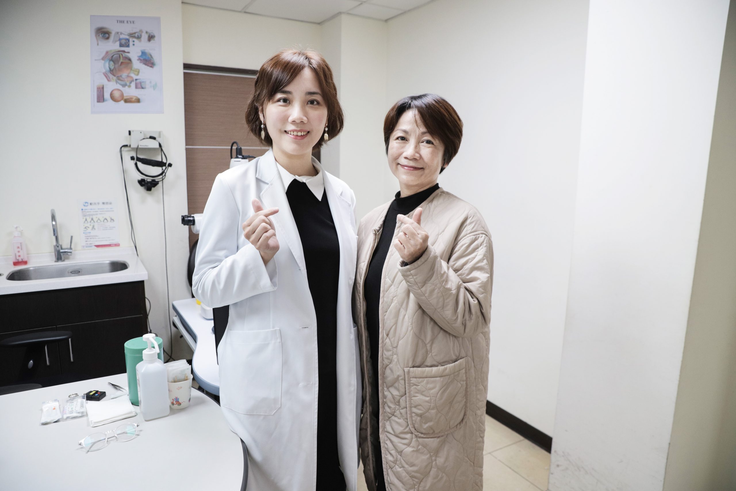 宜蘭一名婦女莊小姐日前如常做家事時突感眼前一片黑暗視線變得模糊經診斷為視_0 - 報新聞 Mega News