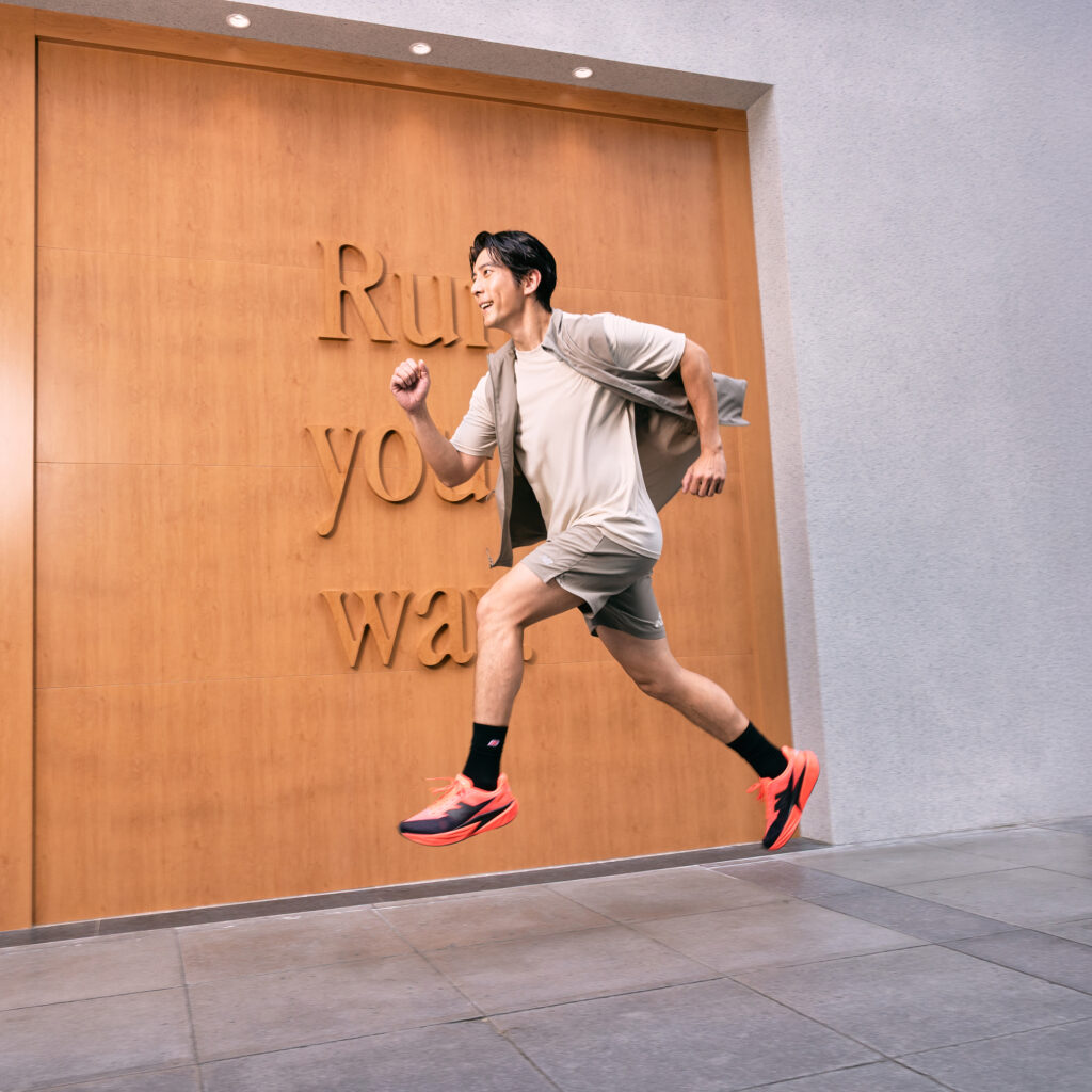 修杰楷520熱血現身 NB RUN 運動體驗店開幕!許願:全家一起跑 NBA季後賽熱潮延燒!四隊搶冠穿搭跟上 8 風格男星修杰楷 出席 NB RUN 運動體驗店3