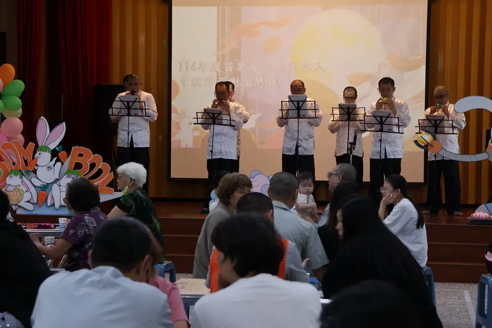 1140925 414陶笛班演奏溫馨樂曲 0