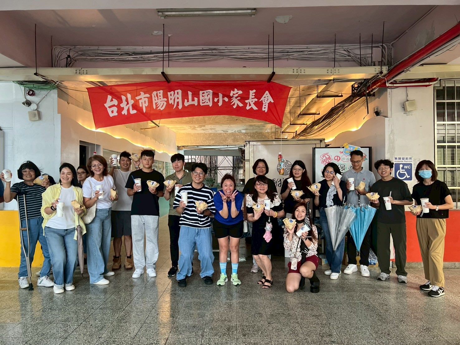 教師節感恩行動 陽明山國小以「愛的餐車」向師長致敬 6 7322cb45 6af0 47ce b683 c2fb8d066aeb