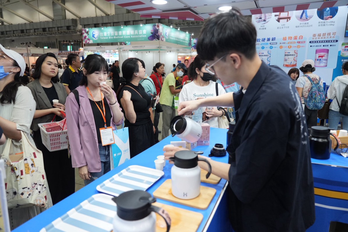 「人生動力實驗室」登場!勝昌製藥帶你開啟草本能量新體驗 7 fe403833 1707 4a78 ab9f 9011e50a78a3 175878729864772541605907354 1