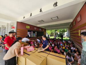 偏鄉孩子中秋月餅難求 自閉兒家庭關懷協會盼各界送暖 11 20250902151019 26 300x225 1