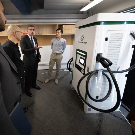 阿聯酋能源與基礎設施部副部長蒞臨 Tellus Power Globe Holding Limited 香港辦事處 15 image3