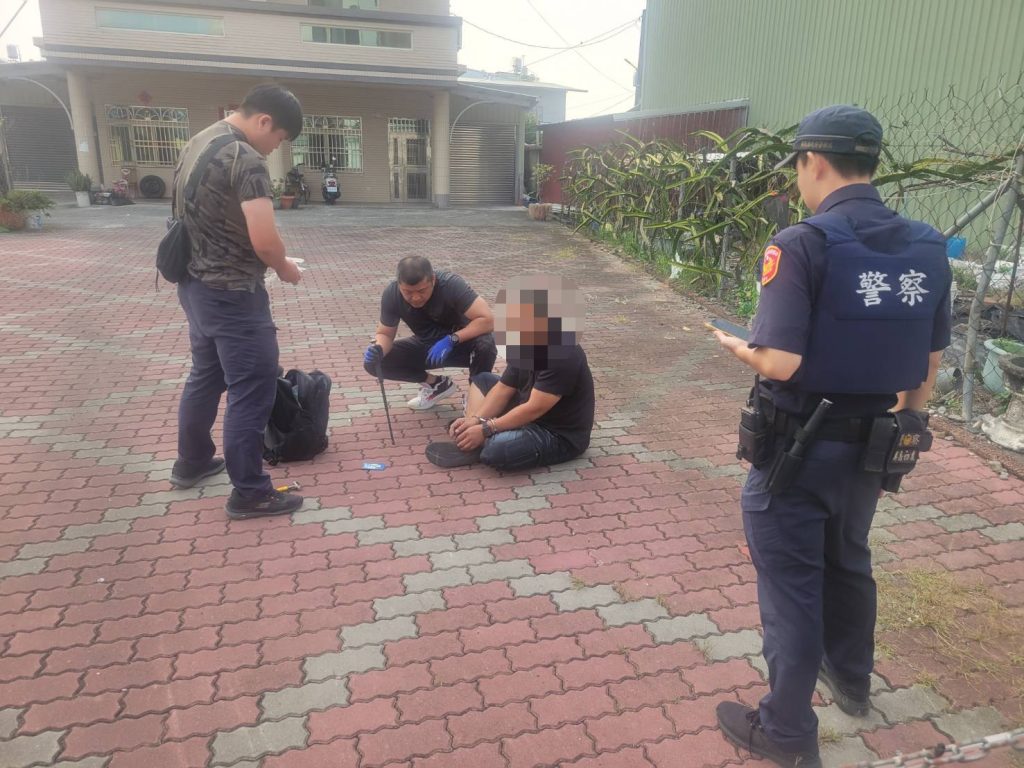 S 451117113 1024x768 2