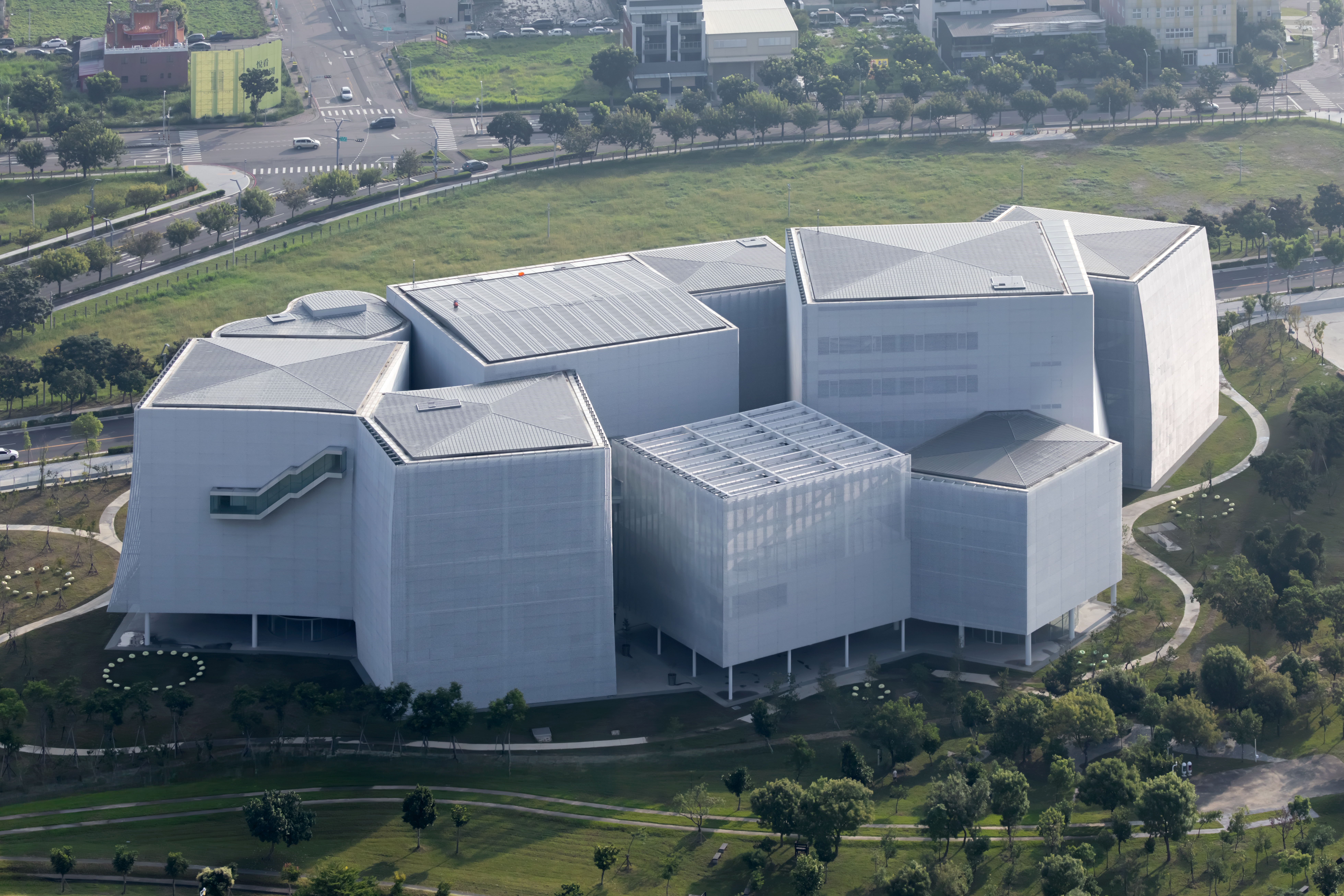 臺中綠美圖建築外觀空景 攝影 iwan baan